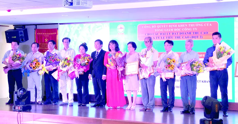 Công ty TNHH MTV Xổ số kiến thiết TPHCM: Giữ vững vị thế lá cờ đầu của ngành xổ số truyền thống ảnh 2