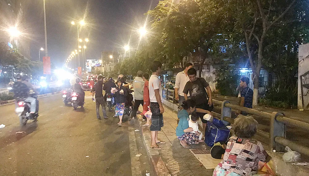 Ăn xin chuyên nghiệp ảnh 1