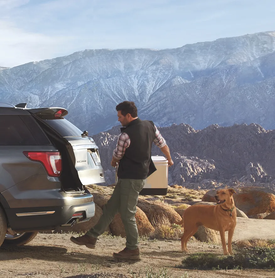 Ford Việt Nam công bố giá bán mới Ford Explorer, tri ân khách hàng với chương trình chăm sóc cao cấp ảnh 1