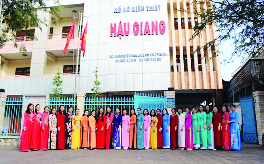 Hưởng ứng sự kiện “Áo dài - di sản văn hóa Việt Nam”