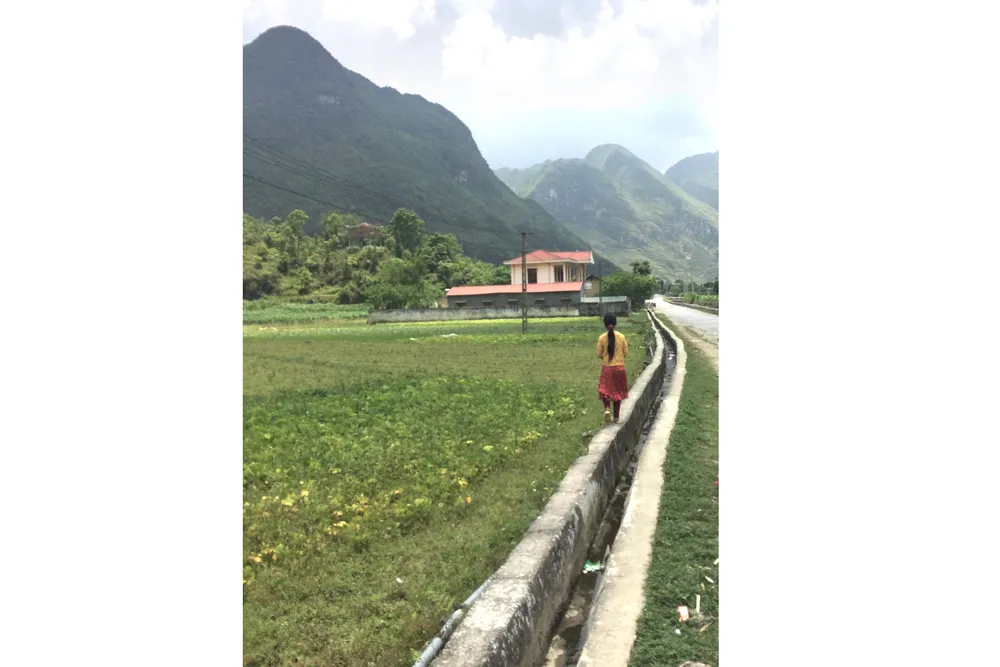 Chiều mưa phố núi