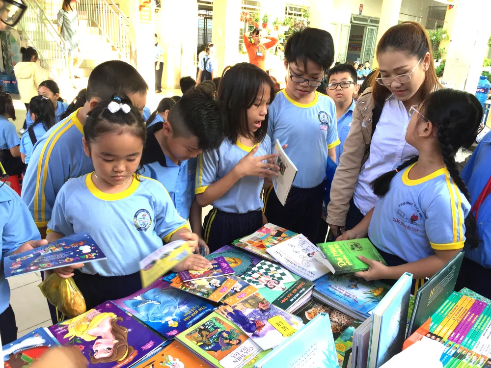 Phát triển văn hóa đọc - Cơ hội đã hé mở ảnh 1