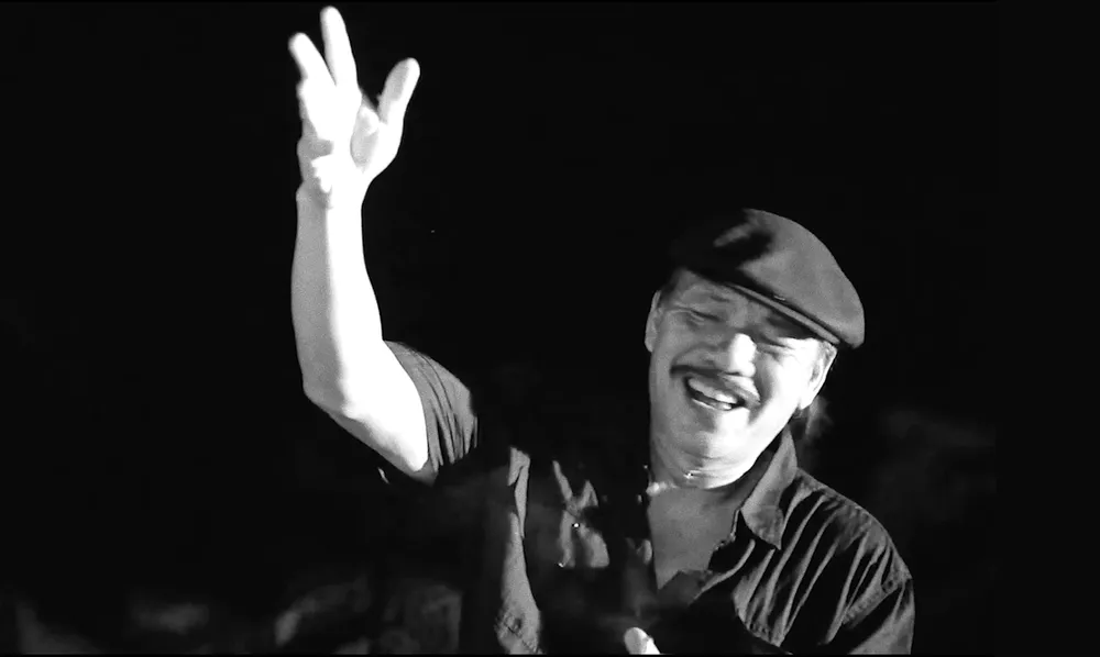 Một đời du ca ảnh 1