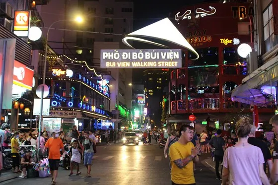 Phố đi bộ Bùi Viện, tháng 2-2020. Ảnh: ĐÌNH DƯ