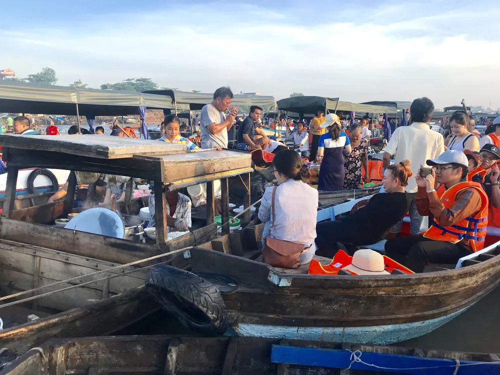 Tròng trành chợ nổi - Bài 3: Bảo tồn ngay từ bây giờ ảnh 1