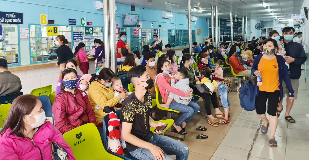 Thông tuyến khám chữa bệnh bảo hiểm y tế: Tránh gây quá tải bệnh viện tuyến trên ảnh 1