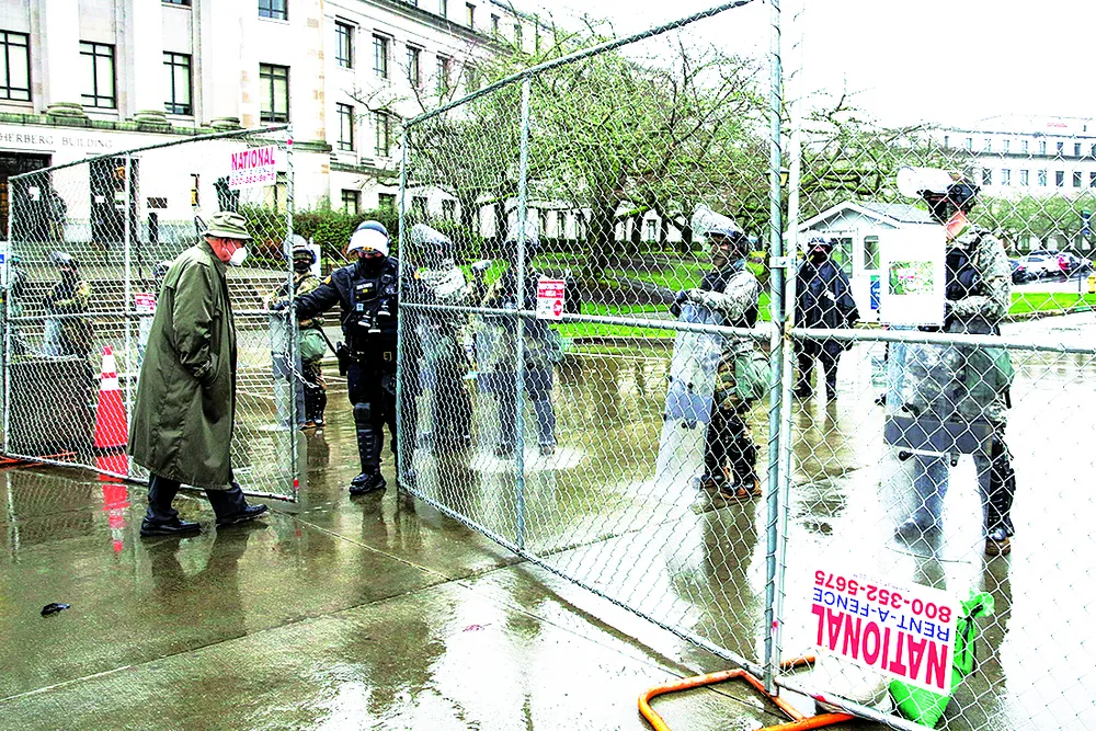 Nước Mỹ tăng cường an ninh  ảnh 1