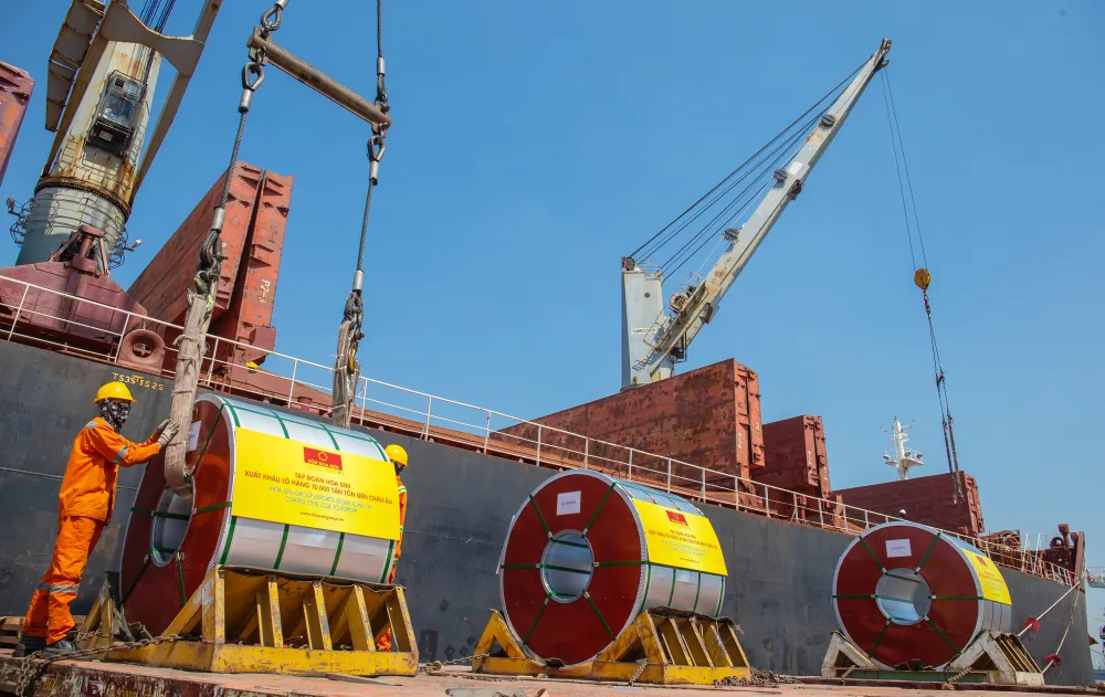 Tự tin tiến bước ảnh 1