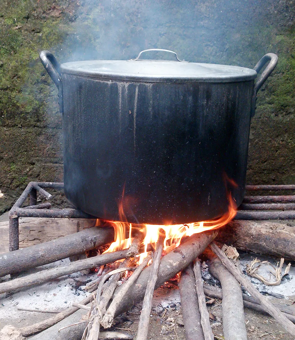 Gói bánh ngày tết ảnh 1