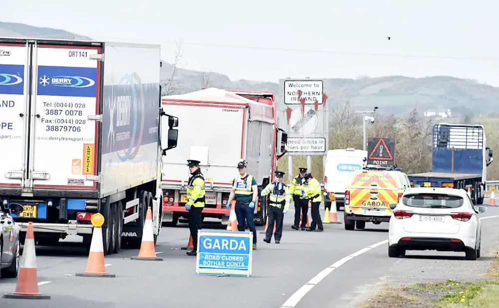 Anh - EU mâu thuẫn hậu Brexit ảnh 1