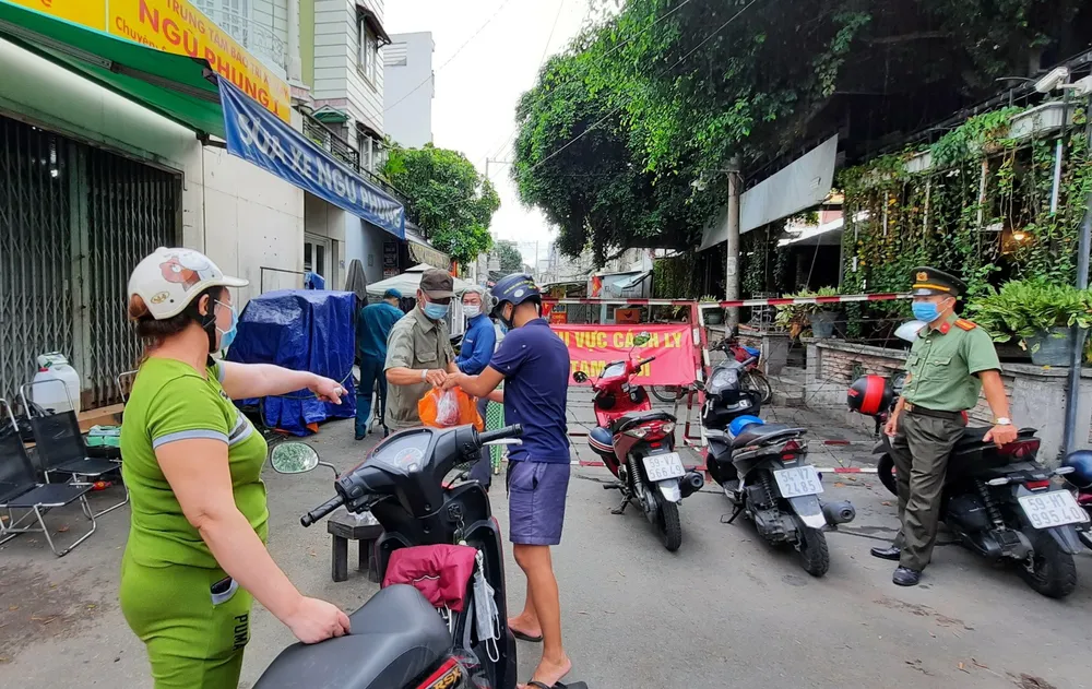  Những cử tri đặc biệt tham gia bầu cử ảnh 7