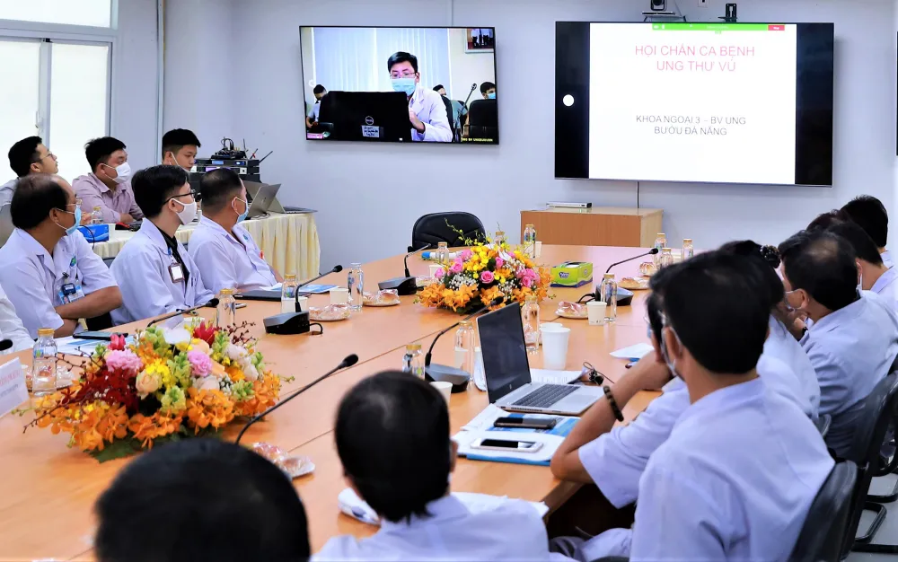 Telehealth - Cuộc cách mạng số trong ngành y tế - Bài 1: Thu hẹp không gian, nối liền khoảng cách ảnh 1