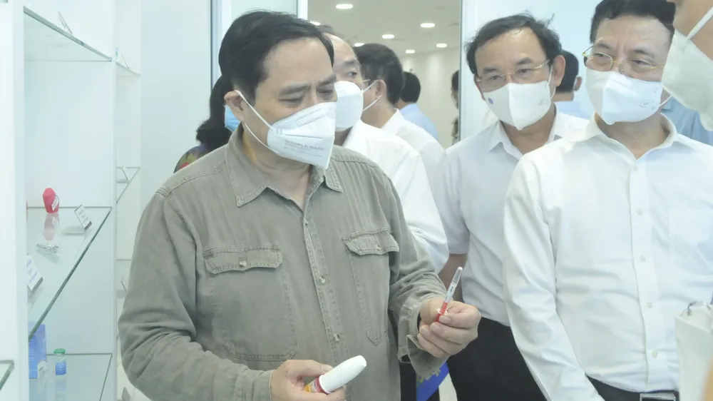 Thủ tướng đề nghị Bộ Y tế chuyển ngay test nhanh bằng đường máy bay vào TPHCM, có bao nhiêu chuyển cho TPHCM bấy nhiêu ảnh 1