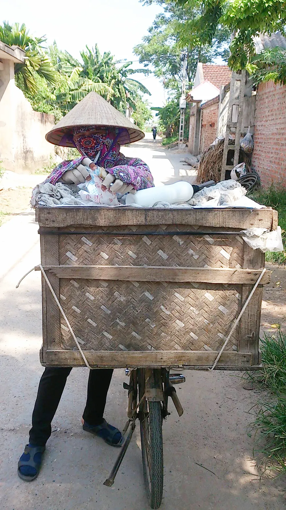 Chiếc xe bán kem mút gắn liền với tuổi thơ của nhiều người