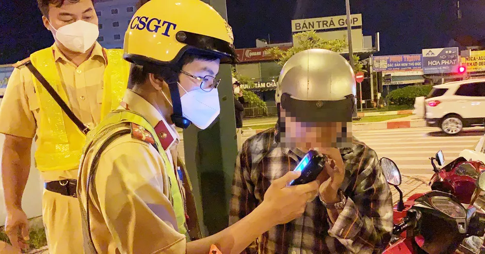 'Giám đốc Công an TPHCM chỉ đạo đo nồng độ cồn' là tin giả