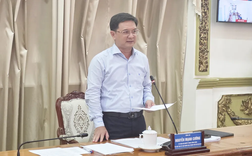 Phó Chủ tịch UBND TPHCM Nguyễn Mạnh Cường phát biểu tại buổi làm việc. Ảnh: THÀNH AN