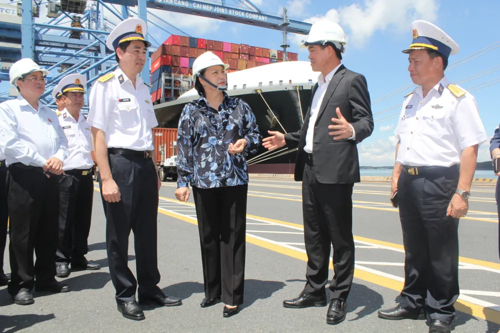 Chủ tịch Quốc hội thăm, tặng quà các gia đình chính sách ở Bà Rịa – Vũng Tàu ảnh 3