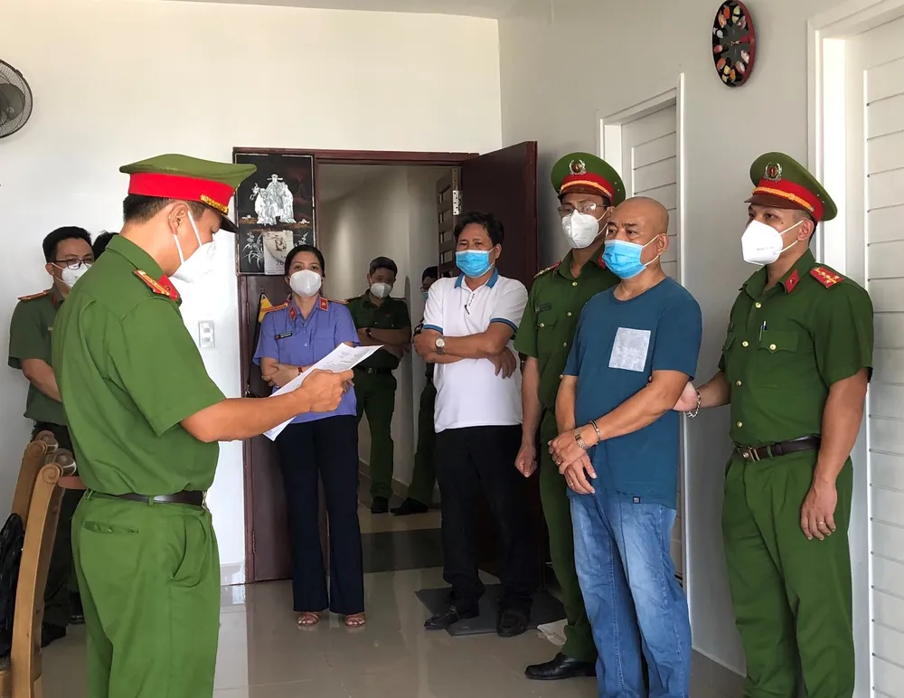 Bắt tạm giam đối tượng xuyên tạc về công tác phòng chống dịch ảnh 1