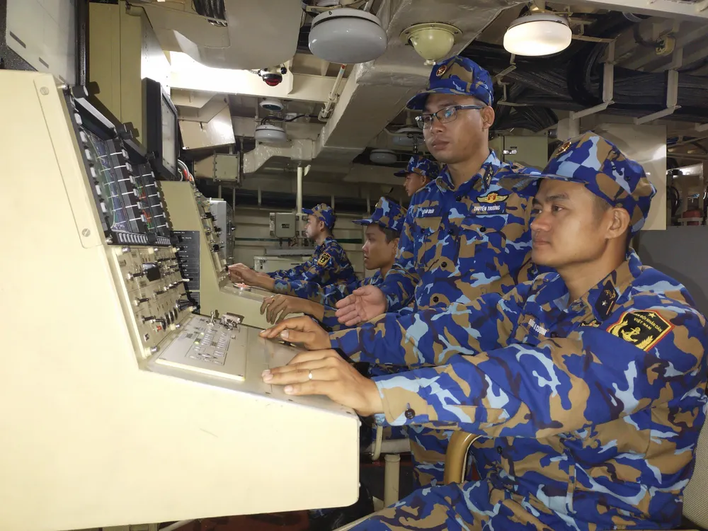 Từng bước làm chủ những con tàu hiện đại ảnh 2