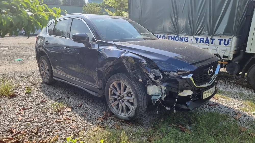 Khởi tố tài xế “ngáo đá” lái xe gây nguy hiểm ảnh 1