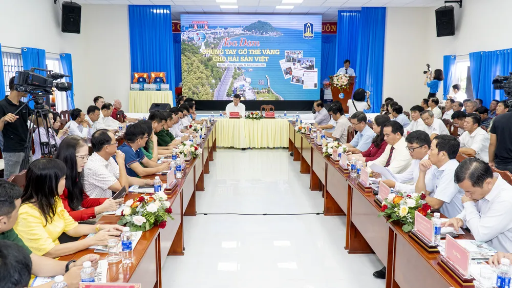 Quang cảnh buổi tọa đàm về thẻ vàng đối với thủy sản Việt Nam