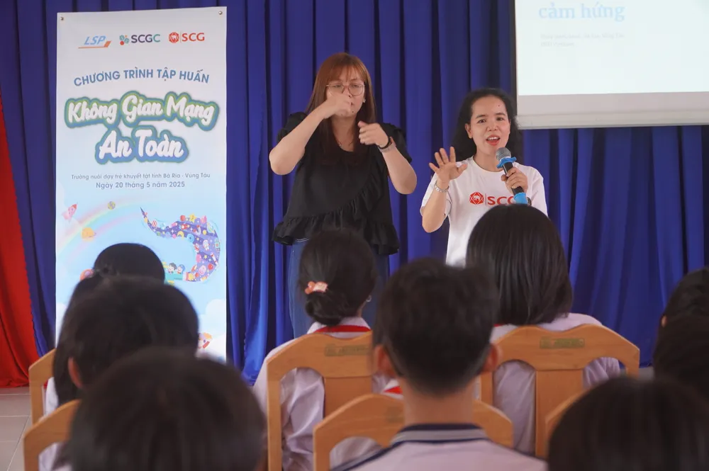 Chương trình tập huấn với chủ đề “An toàn trên không gian mạng do SCG tổ chức tại Trường Nuôi dạy trẻ khuyết tật tỉnh Bà Rịa - Vũng Tàu