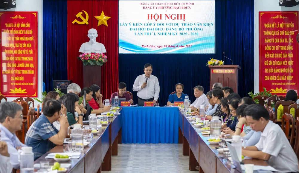 Hội nghị lấy ý kiến góp ý đối với văn kiện Đại hội đại biểu Đảng bộ phường Rạch Dừa lần thứ I, nhiệm kỳ 2025-2030.jpg
