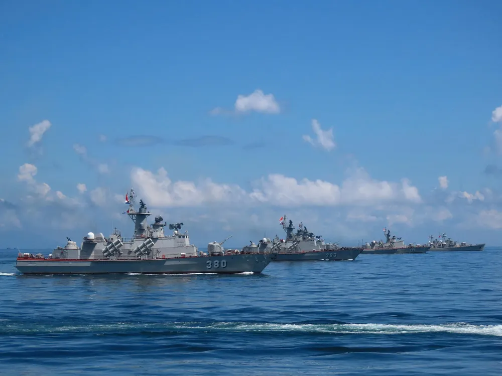 3. Huấn luyện vận động đội hình hàng ngang ở Lữ đoàn 171.jpg