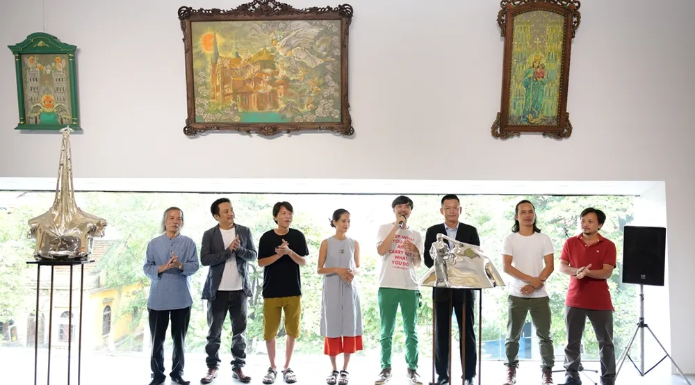 Các họa sĩ tham gia đợt trưng bày