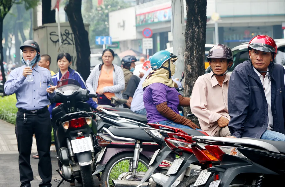 Con thi, bố mẹ cũng thi… ảnh 3