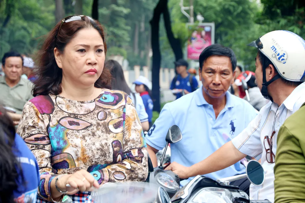 Con thi, bố mẹ cũng thi… ảnh 6