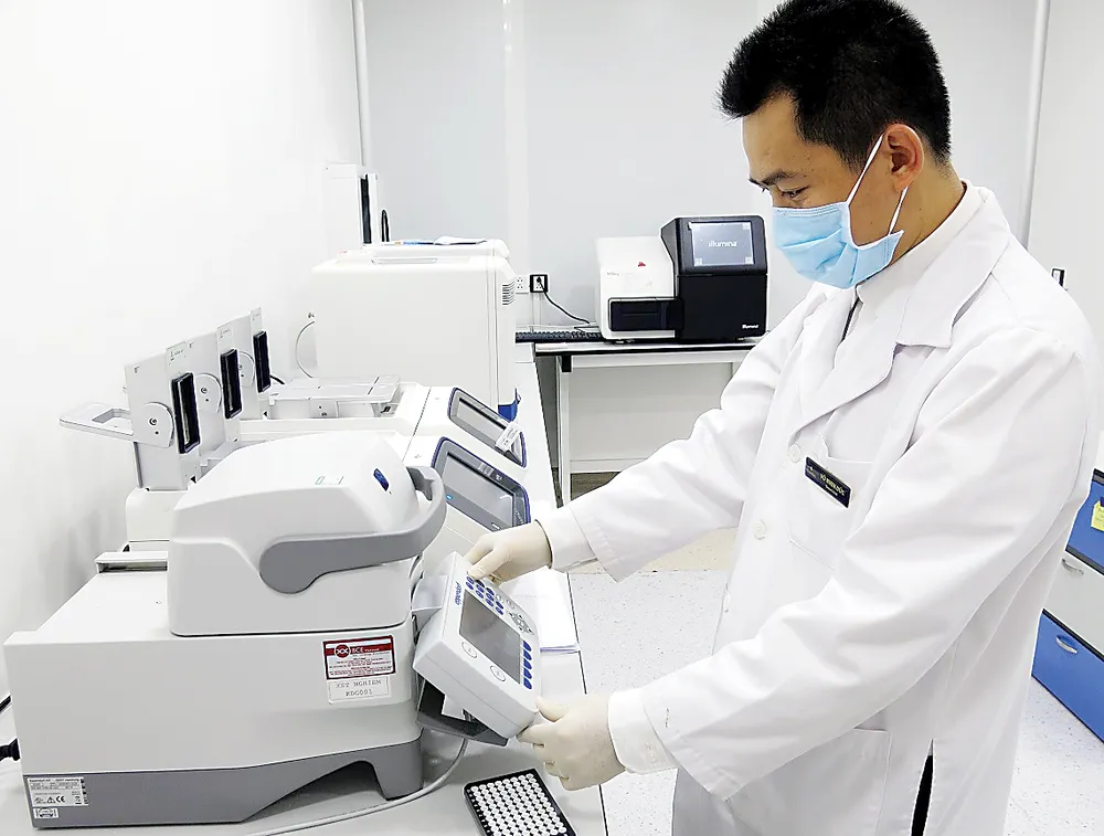 Tập đoàn Vingroup hỗ trợ toàn bộ chi phí xét nghiệm ADN tìm danh tính liệt sĩ ảnh 2