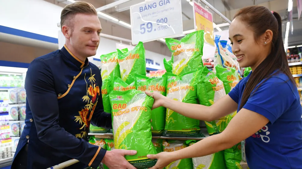 Co.opmart và Co.opXtra tặng dầu ăn và chảo chống dính cho khách ảnh 1