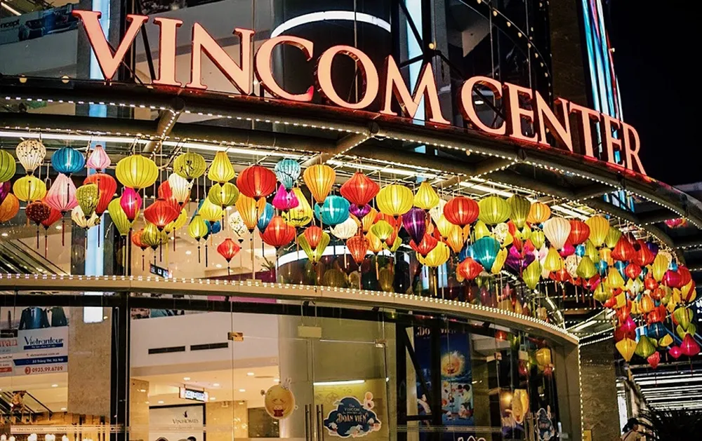 Đến Vincom đón “siêu trăng kỷ lục” ảnh 4