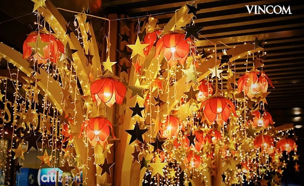 Đến Vincom đón “siêu trăng kỷ lục” ảnh 7