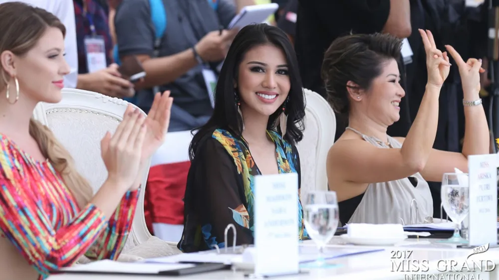 Ngắm dàn người đẹp Miss Grand International 2017 đầy quyến rũ trong phần thi áo tắm ảnh 3