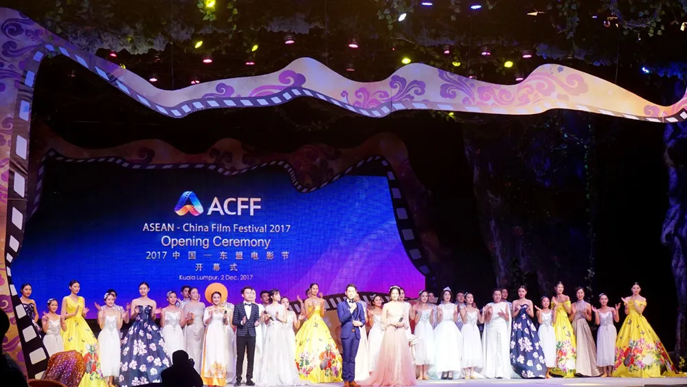 Đạo diễn Hoàng Nhật Nam làm giám khảo LHP Các nước Đông Nam Á và Trung Quốc 2017 ảnh 1