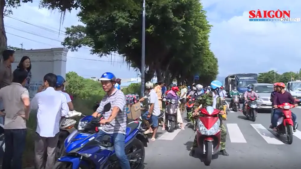 VIDEO: Bắt đối tượng ngáo đá dùng dao khống chế phụ nữ mang thai  ảnh 4