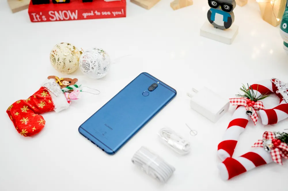 Màu sắc nói gì qua smartphone bạn chọn làm quà Giáng sinh? ảnh 1