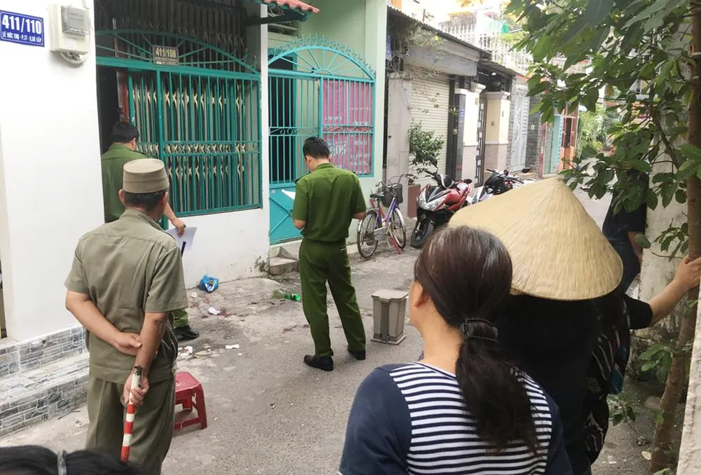 Bắt giữ nam thanh niên dùng hung khí đâm gục 2 cha con hàng xóm rồi hô cướp ảnh 4