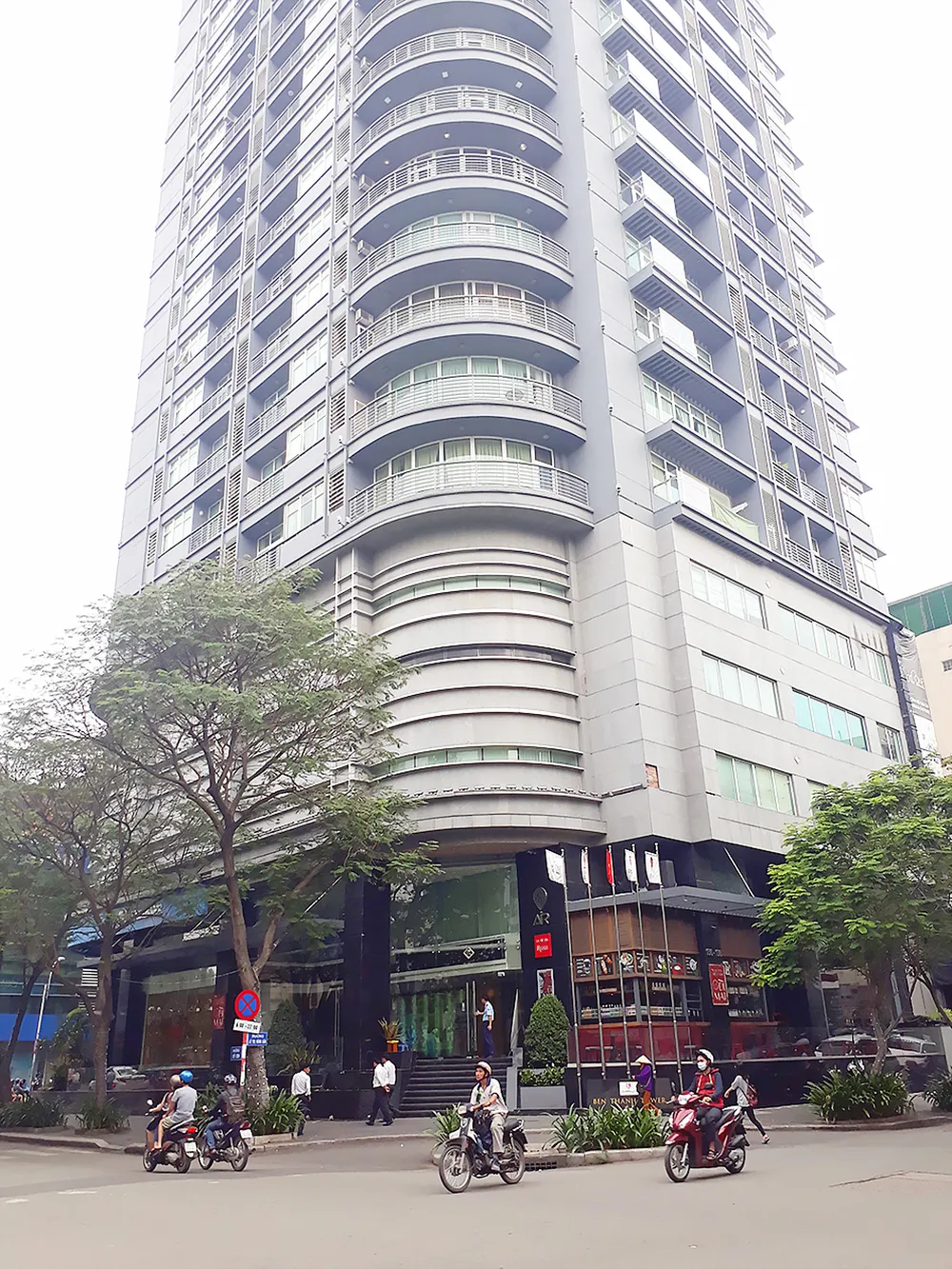 2 quán bar hành người dân ảnh 1