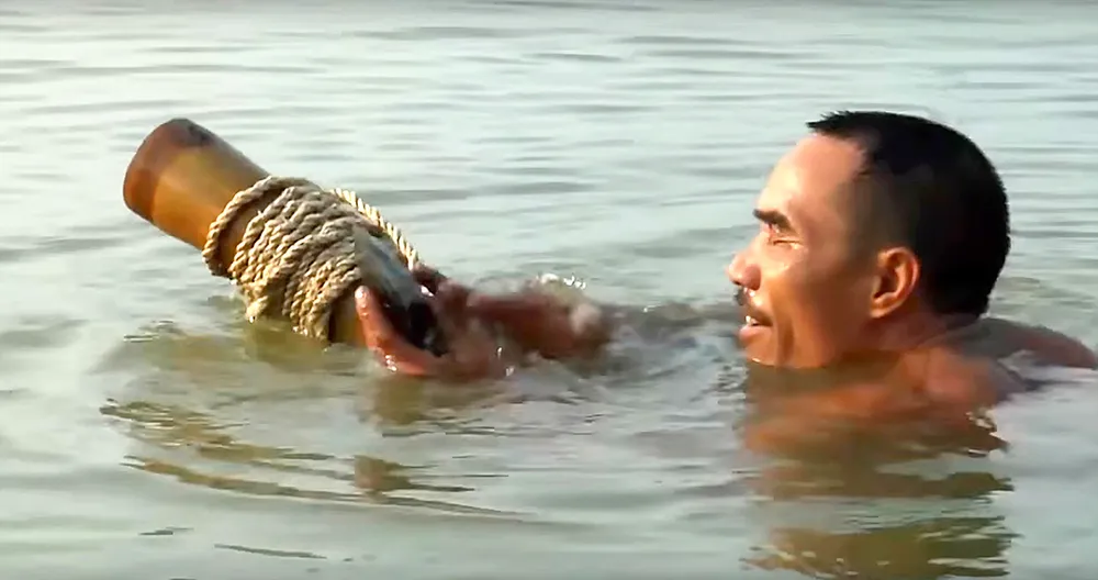 Nước mắt đời thợ lặn ảnh 1