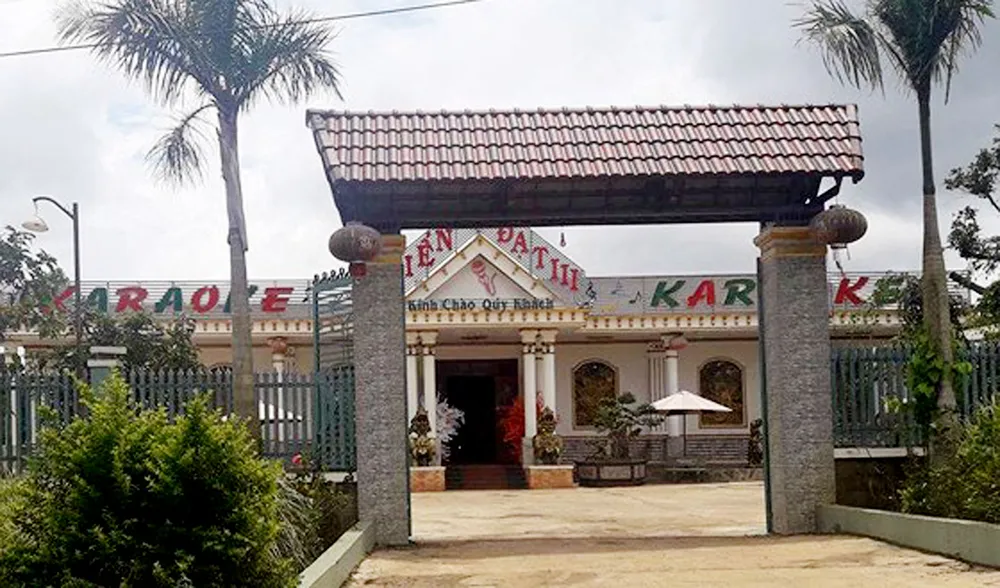 Khởi tố con trai bí thư đảng ủy xã dùng súng điện bắn người ảnh 2