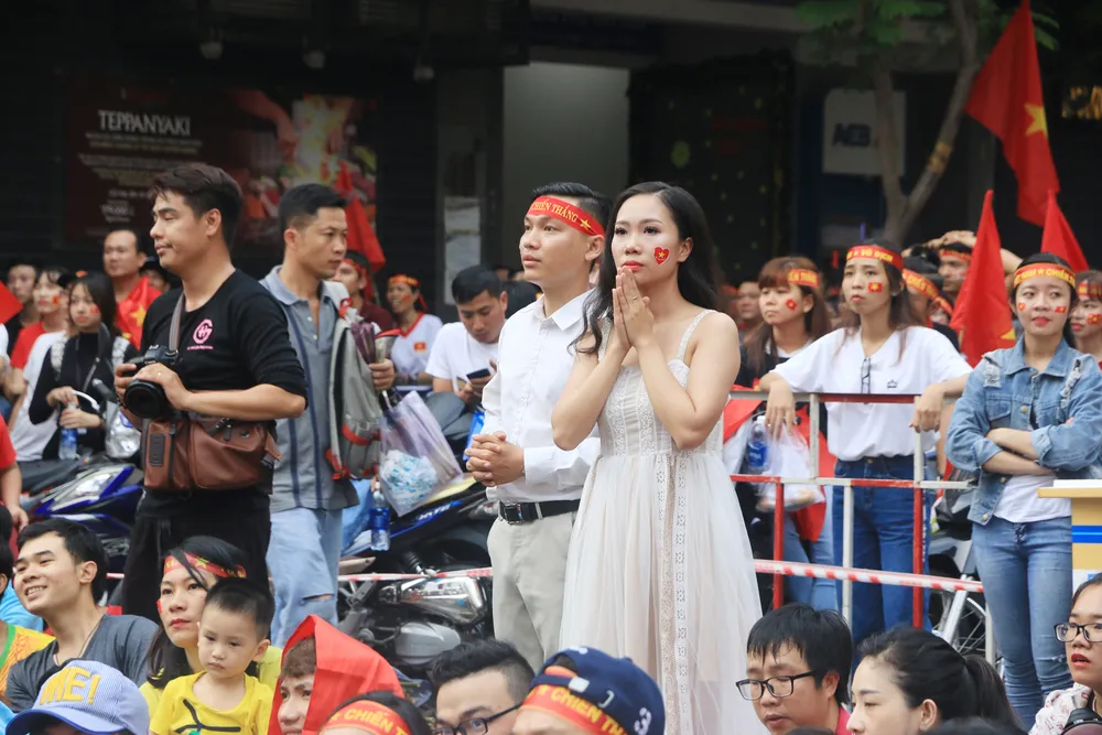 U23 Việt Nam - U23 Uzbekistan 1-2: VÀNG RƠI PHÚT CHÓT ảnh 16