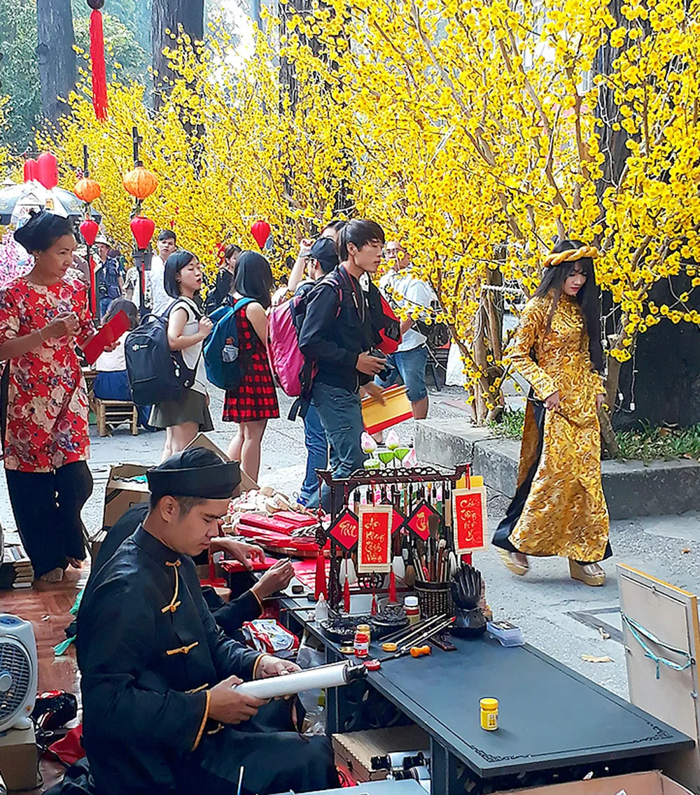 Nhiều điểm vui chơi dịp tết ảnh 1