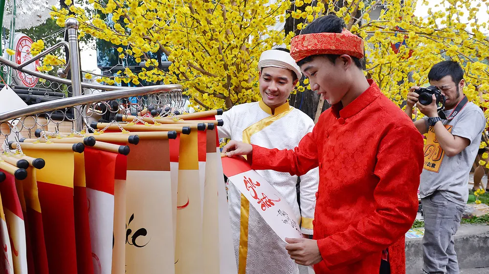 Rộn ràng sắc xuân ảnh 1