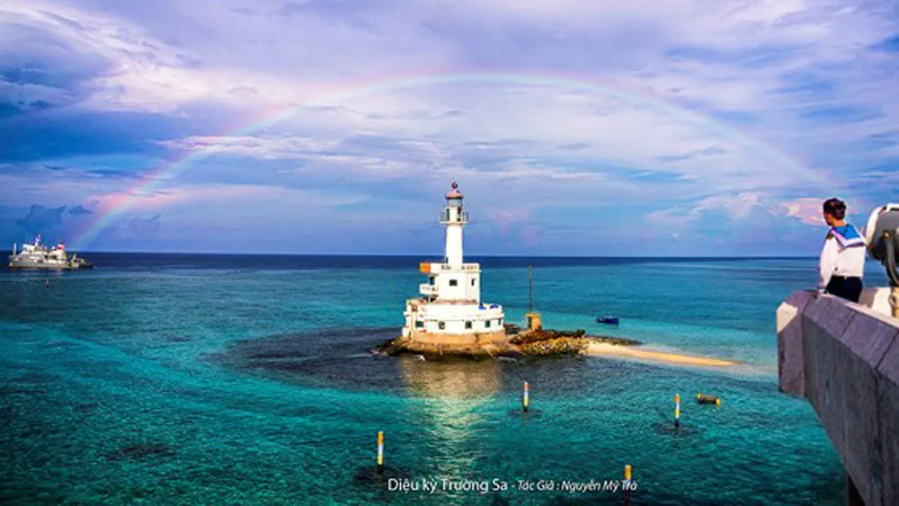 Ra mắt sách ảnh Trường Sa - Nơi ta đến  ảnh 1