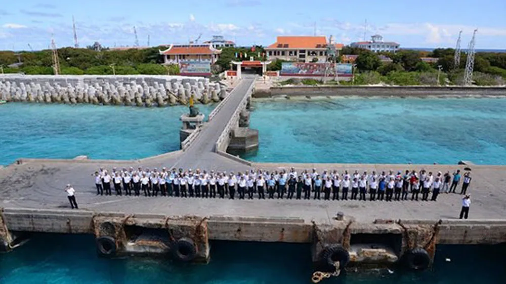 Ra mắt sách ảnh Trường Sa - Nơi ta đến  ảnh 2