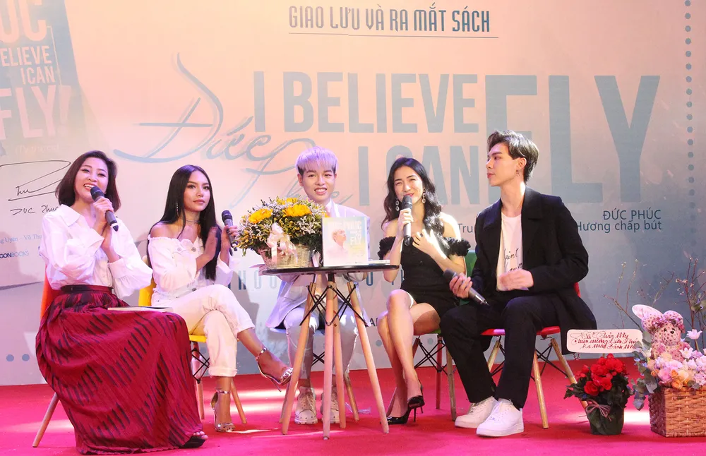 Ca sĩ trẻ Đức Phúc ra mắt tự truyện “Đức Phúc - I believe I can fly” ảnh 4