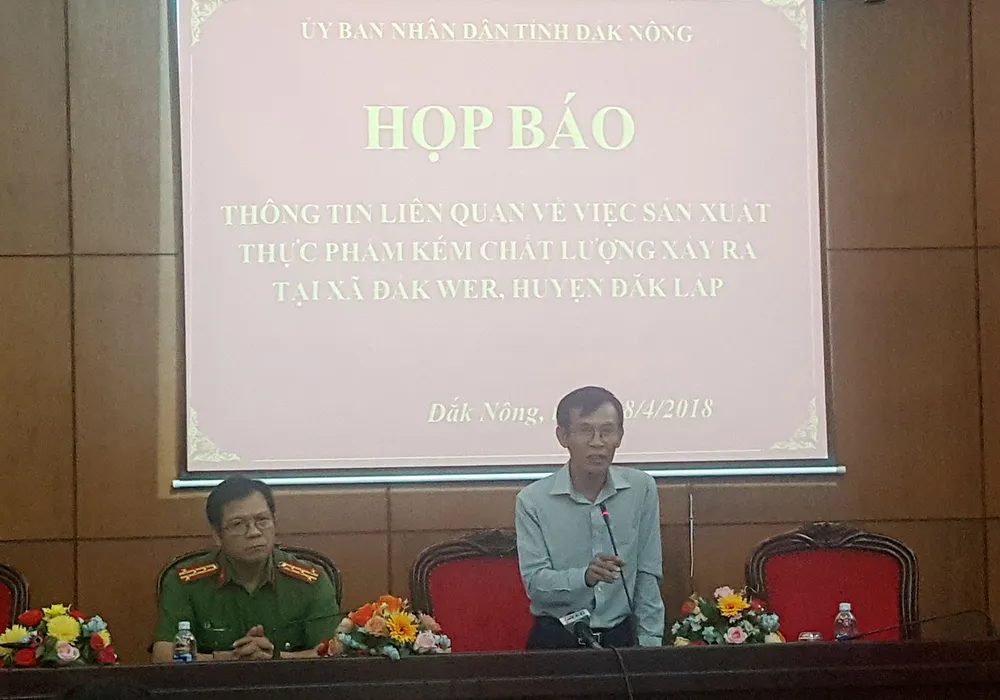 Họp báo vụ cà phê trộn lõi pin: Chưa xác định sản phẩm có phải là thực phẩm hay không ảnh 1